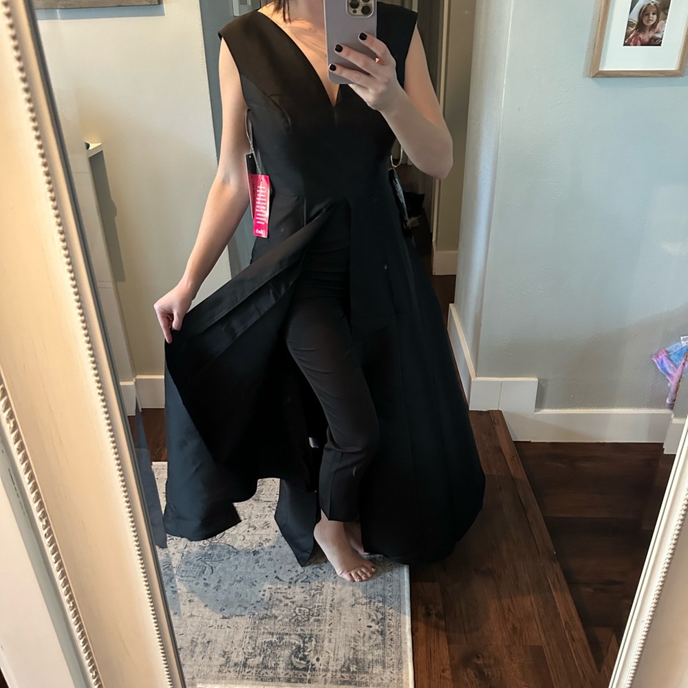 NWT Kay Unger Black Walk Thru Jumpsuit Brooklyn Size 4